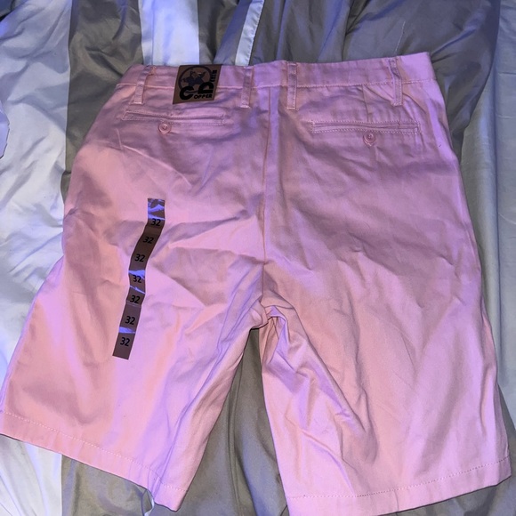 Men’s shorts! - Picture 2 of 3